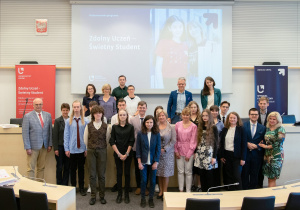 Uczniowie 11 LO w projekcie "Zdolny uczeń - świetny student"