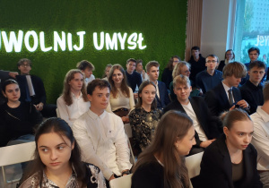 Przedstawiciele Samorządu Uczniowskiego uczestniczą w 20tych urodzinach American Corner w Łodzi