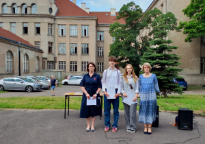 Wręczenie wyróżnień dla laureata i finalistki Olimpiady Języka Francuskiego