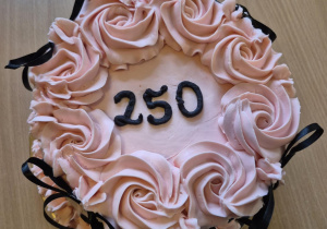 Tort na cześć Jane Austen przygotowany przez uczniów