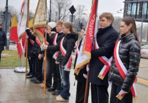 Poczet sztandarowy podczas uroczystości